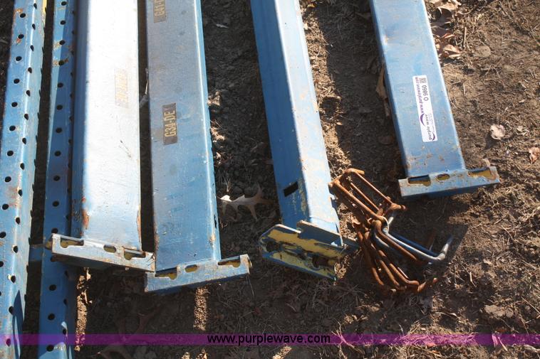 image for item O9860 Pallet racking