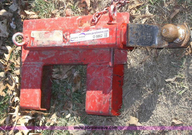 image for item O9862 Pallet fork receiver hitch