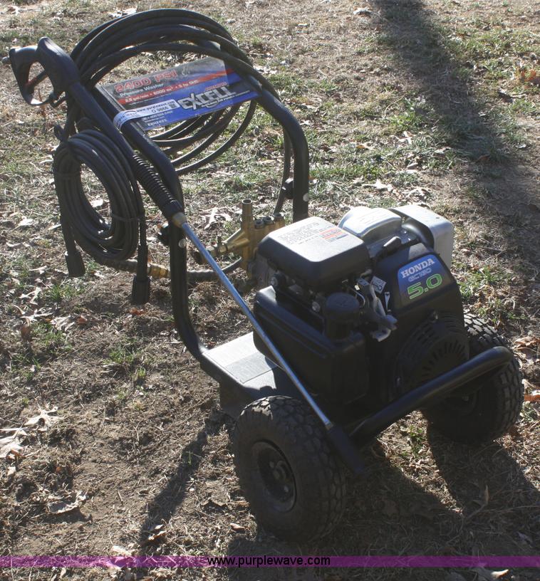 image for item O9866 Devilbliss pressure washer