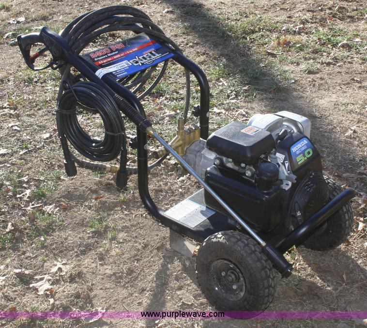 image for item O9866 Devilbliss pressure washer