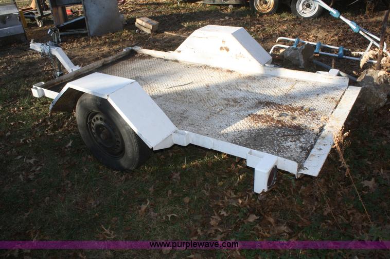 image for item O9872 Single axle trailer