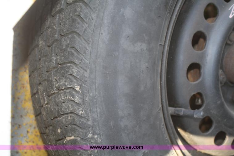 image for item O9872 Single axle trailer