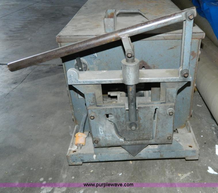 image for item Y9178 Watertite gutter former