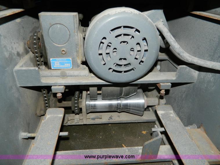 image for item Y9178 Watertite gutter former