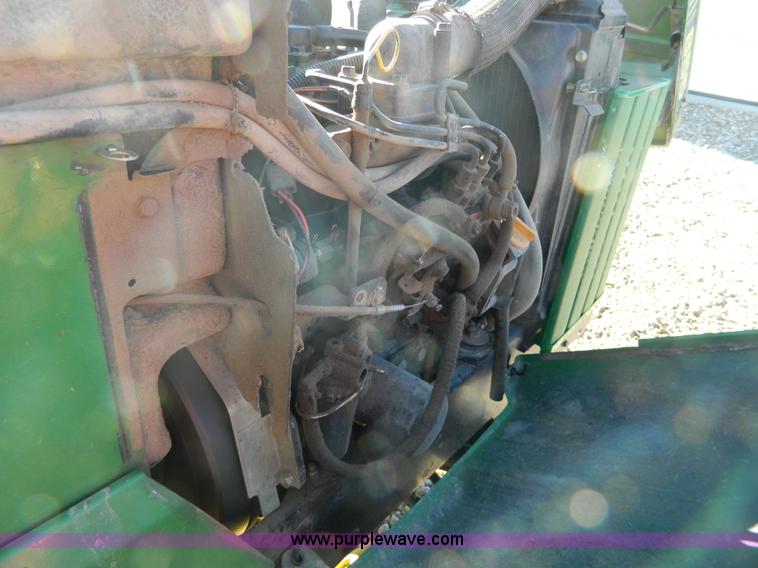 image for item Y9179 1994 John Deere 855 MFWD utility tractor