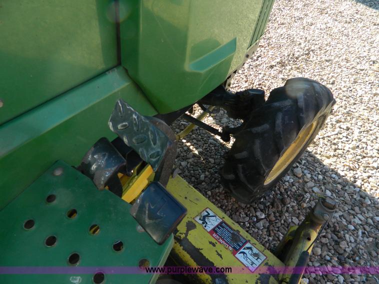 image for item Y9179 1994 John Deere 855 MFWD utility tractor