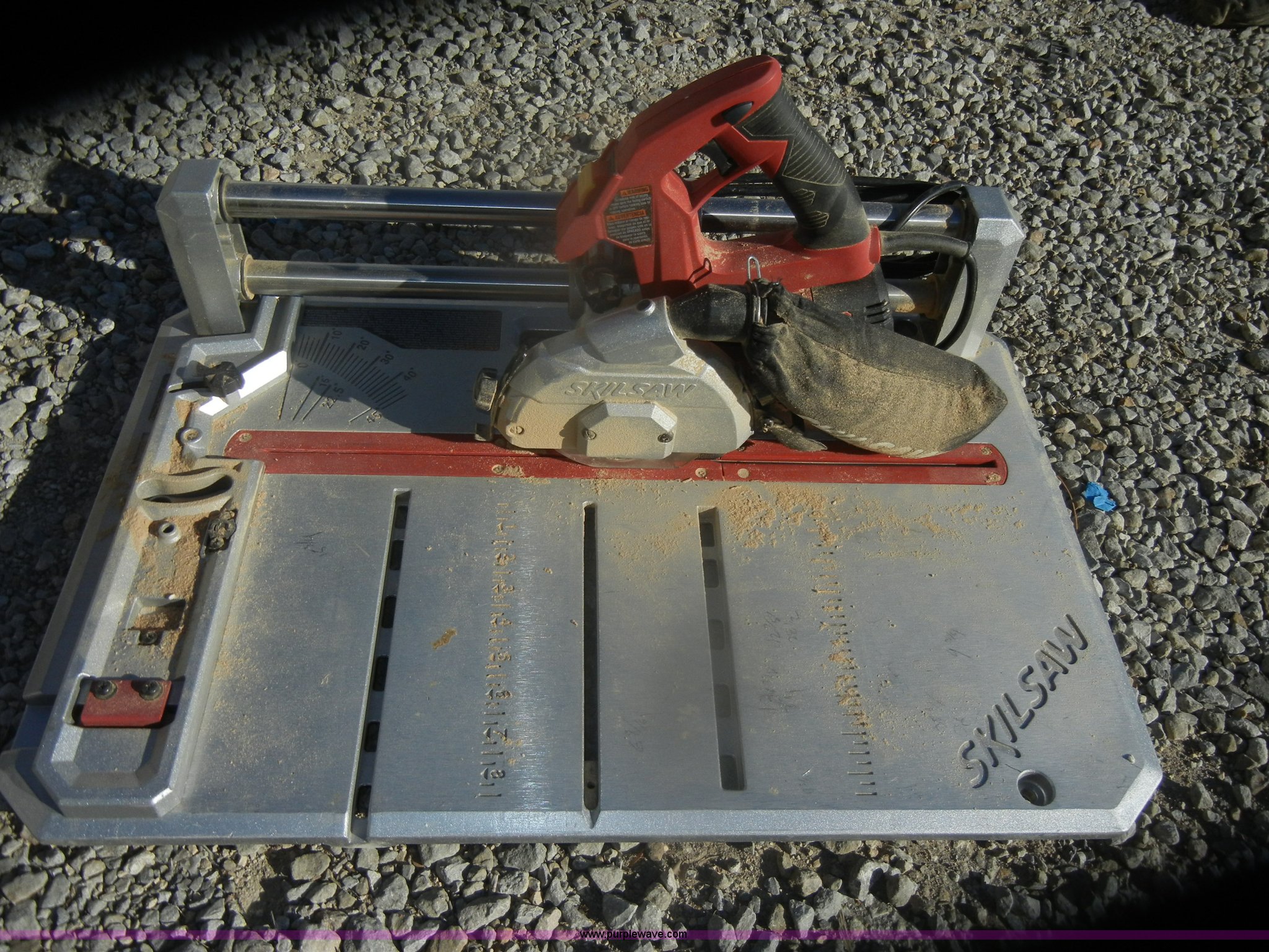 Skil 3600 flooring saw in Topeka, KS 