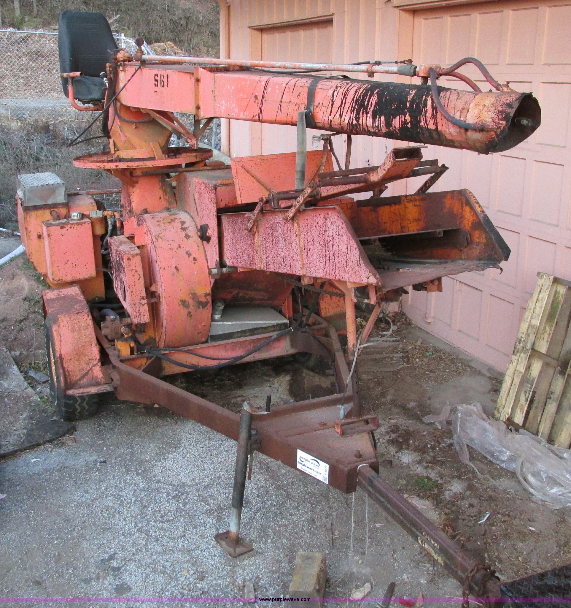 1969 Finn straw blower/mulch spreader in Kansas City, MO Item F4071
