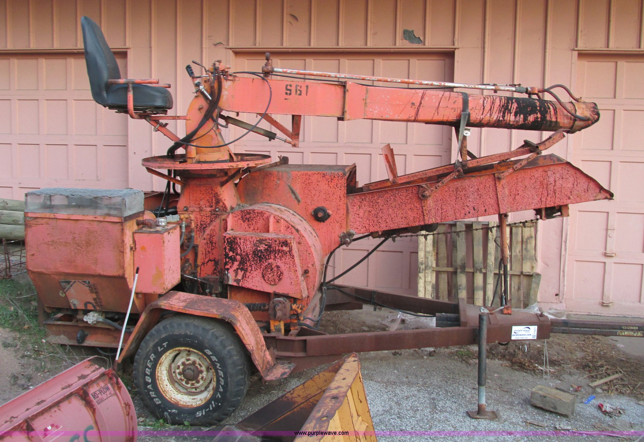 1969 Finn straw blower/mulch spreader in Kansas City, MO Item F4071