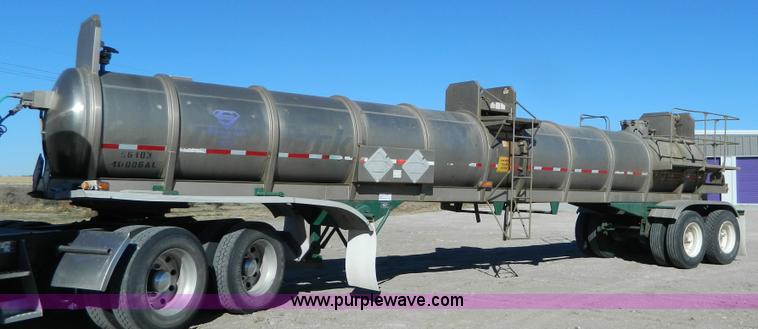 image for item B3977 1979 Brenner MC312 stainless tanker trailer