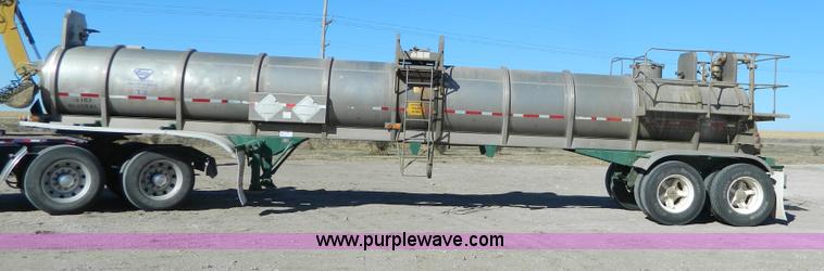 image for item B3977 1979 Brenner MC312 stainless tanker trailer