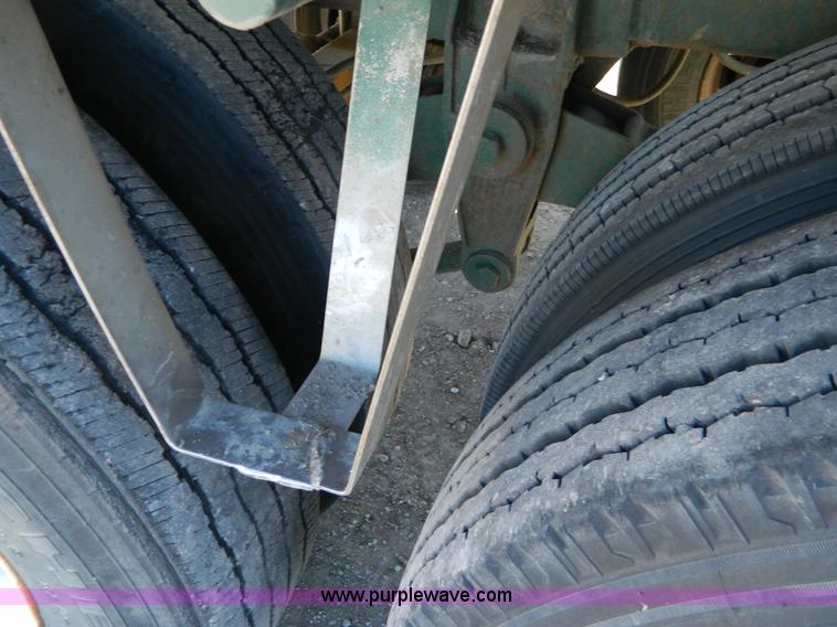 image for item B3977 1979 Brenner MC312 stainless tanker trailer