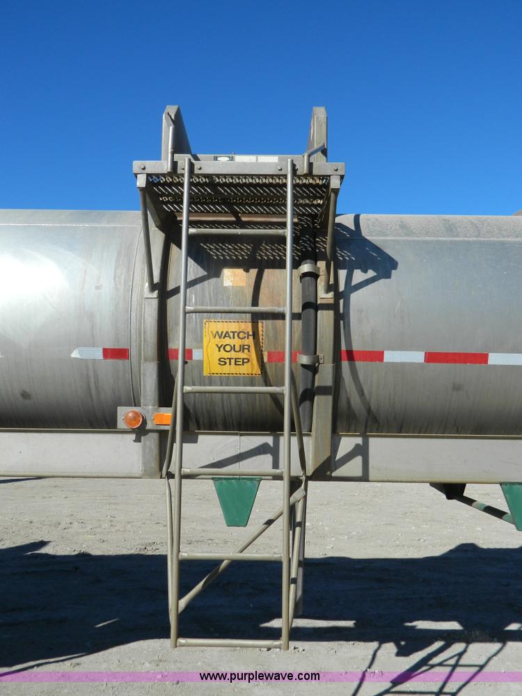 image for item B3977 1979 Brenner MC312 stainless tanker trailer