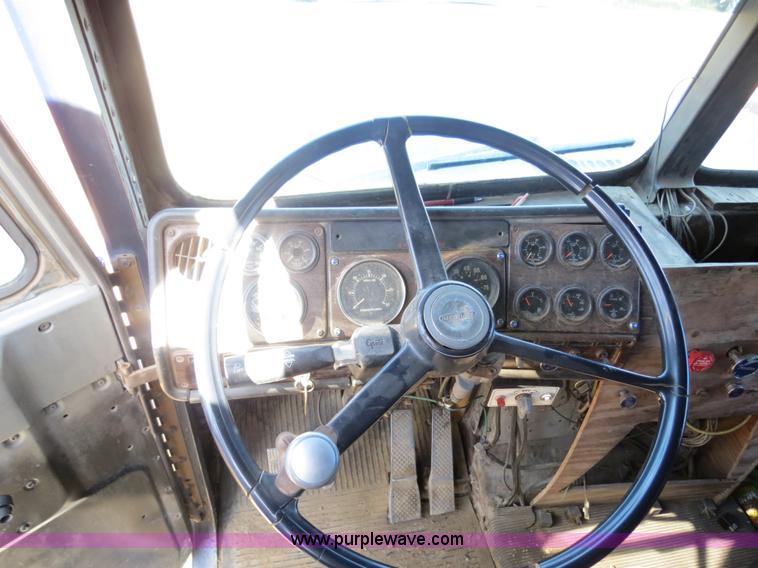 image for item B4540 1984 Freightliner FLC dump truck