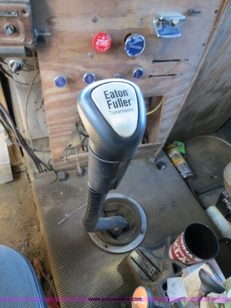 image for item B4540 1984 Freightliner FLC dump truck