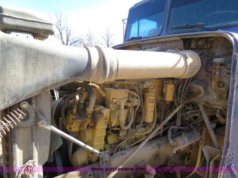 image for item B4540 1984 Freightliner FLC dump truck