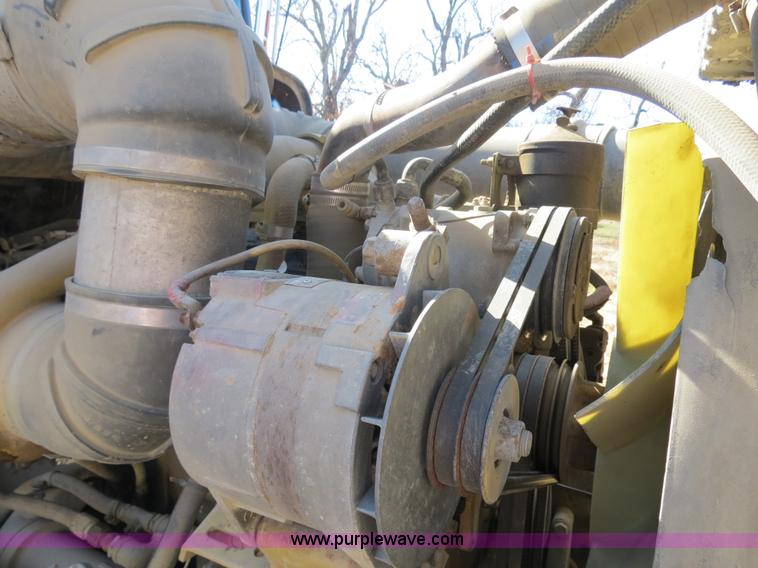 image for item B4540 1984 Freightliner FLC dump truck