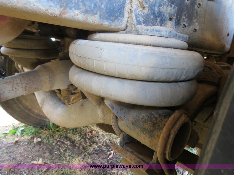 image for item B4540 1984 Freightliner FLC dump truck