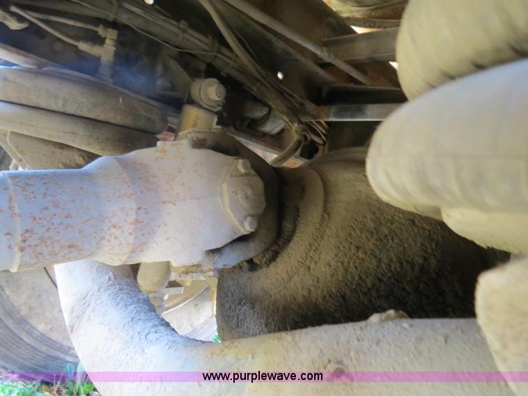 image for item B4540 1984 Freightliner FLC dump truck