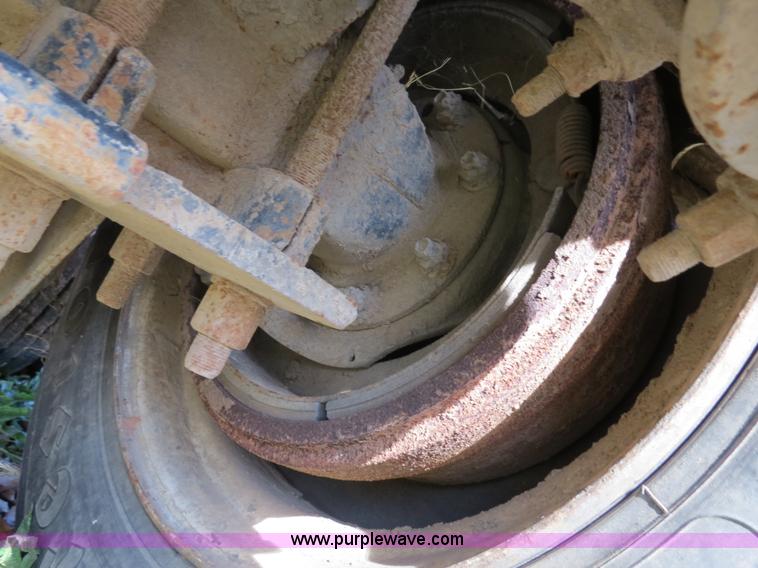 image for item B4540 1984 Freightliner FLC dump truck