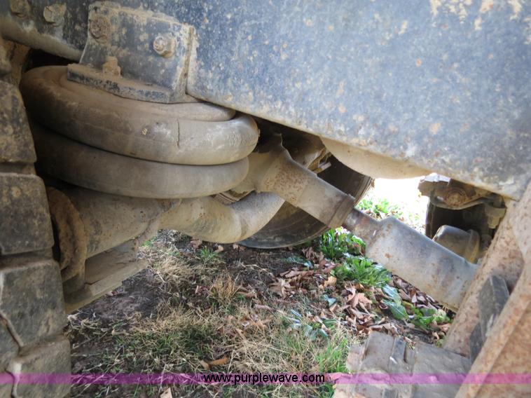 image for item B4540 1984 Freightliner FLC dump truck