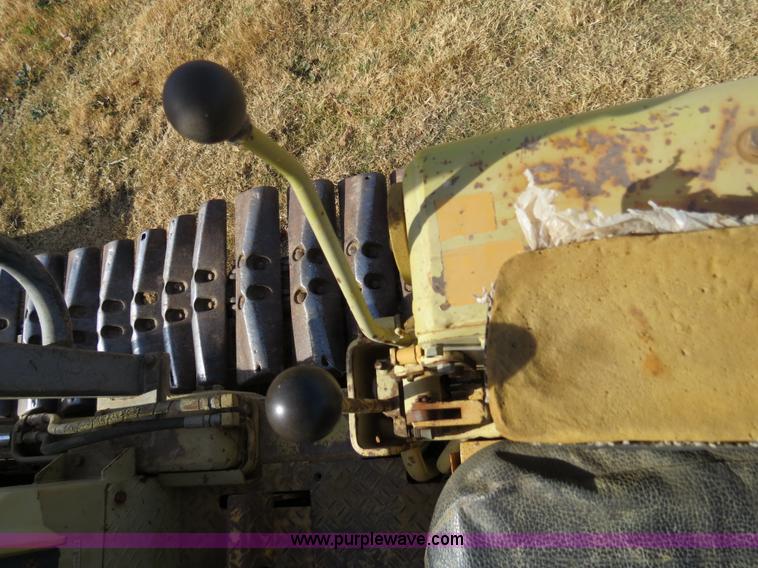 image for item B4541 Mitsubishi BD2-F dozer