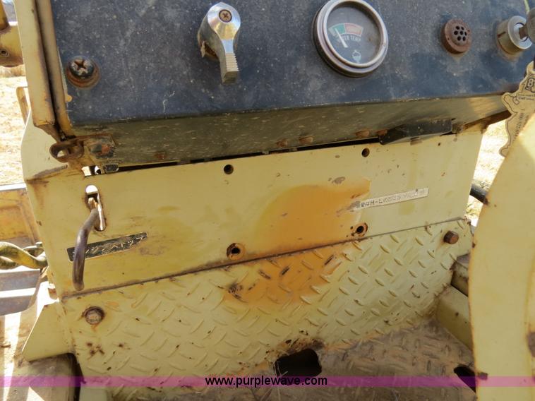 image for item B4541 Mitsubishi BD2-F dozer