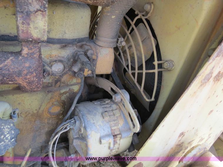 image for item B4541 Mitsubishi BD2-F dozer