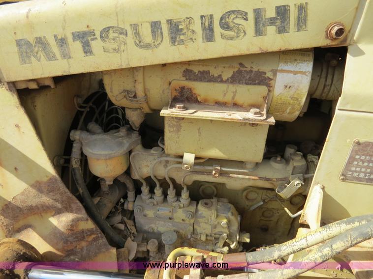 image for item B4541 Mitsubishi BD2-F dozer