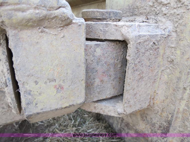 image for item B4541 Mitsubishi BD2-F dozer