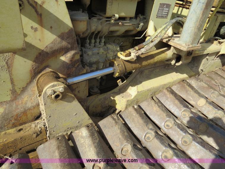 image for item B4541 Mitsubishi BD2-F dozer