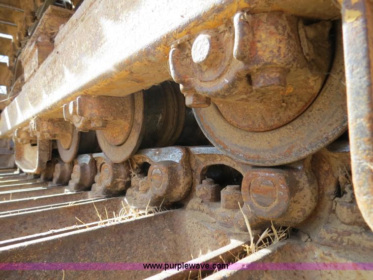 image for item B4541 Mitsubishi BD2-F dozer