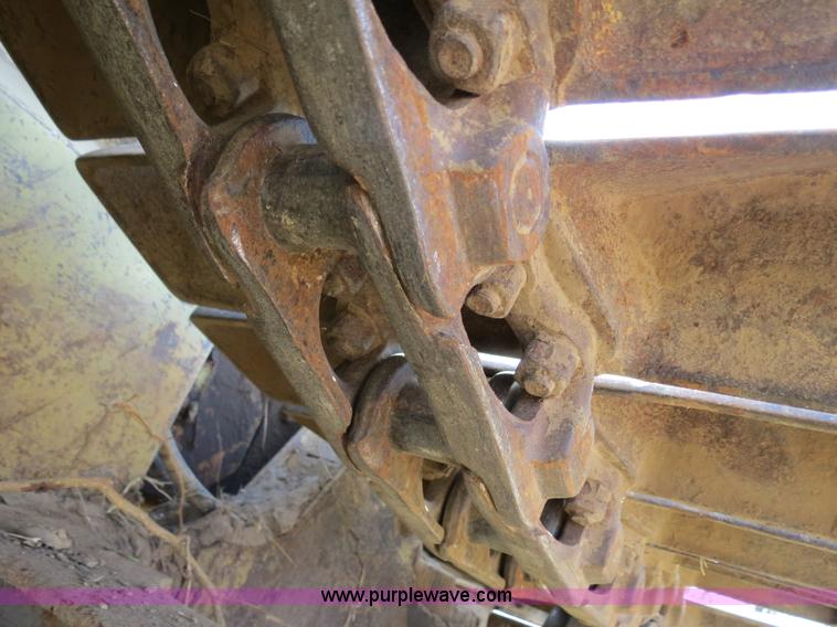 image for item B4541 Mitsubishi BD2-F dozer