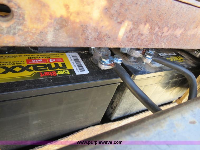 image for item B4541 Mitsubishi BD2-F dozer