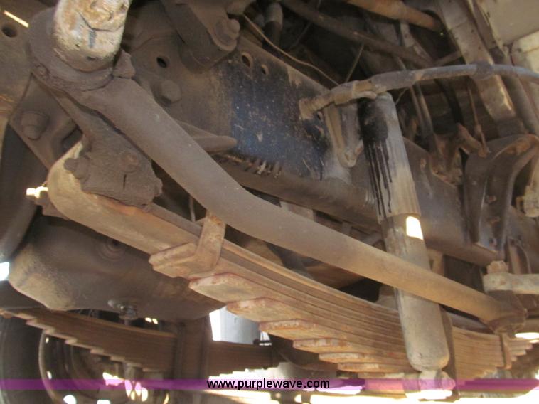 image for item B5285 1995 Ford LA9000 AeroMax dump truck