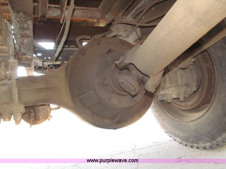 image for item B5285 1995 Ford LA9000 AeroMax dump truck