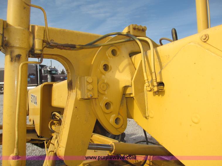 image for item B5286 1978 John Deere 570A motor grader
