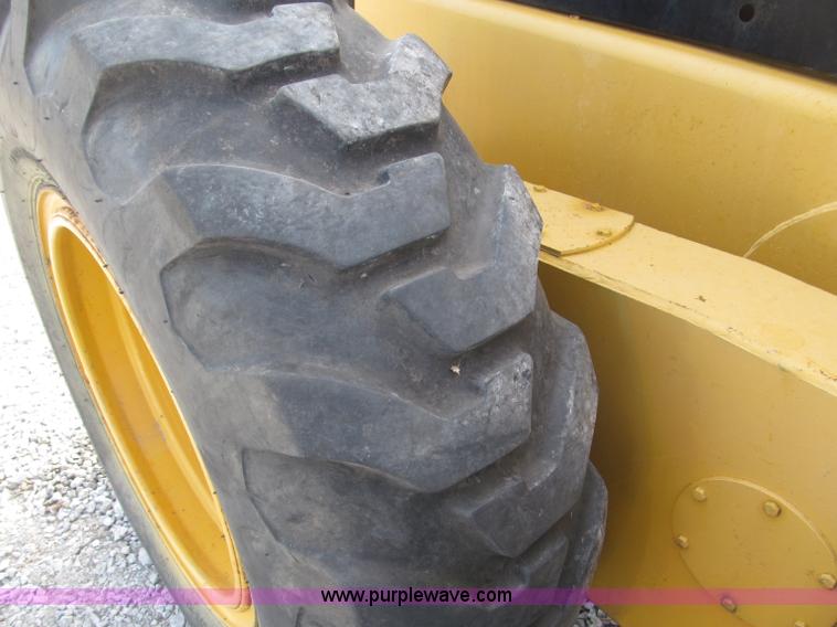 image for item B5286 1978 John Deere 570A motor grader