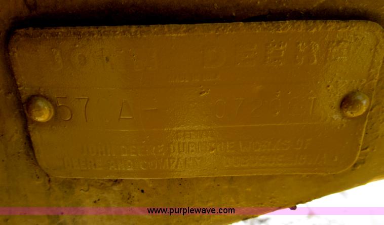 image for item B5286 1978 John Deere 570A motor grader