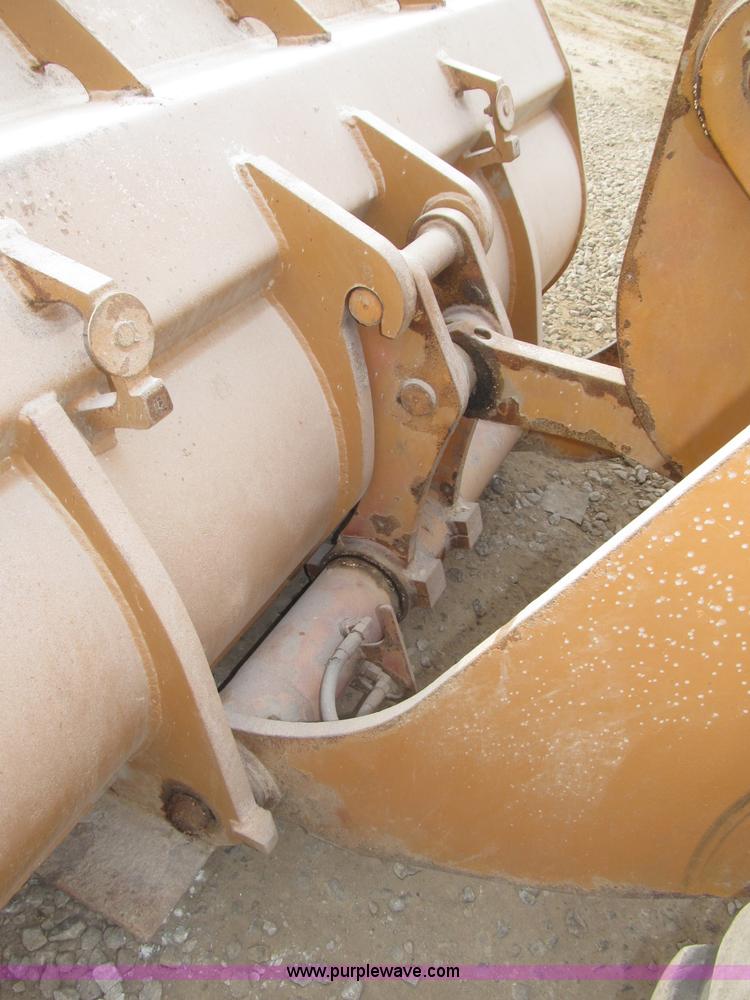 image for item B5288 2004 Case 321D articulated wheel loader