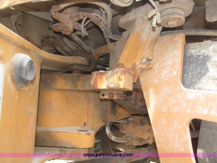 image for item B5288 2004 Case 321D articulated wheel loader