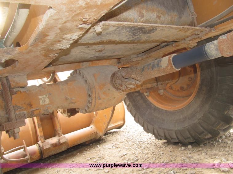 image for item B5288 2004 Case 321D articulated wheel loader