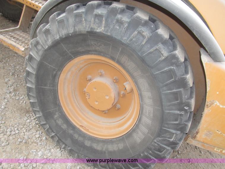 image for item B5288 2004 Case 321D articulated wheel loader