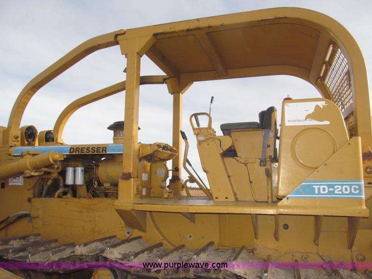 image for item B5294 1972 Dresser TD-20C dozer