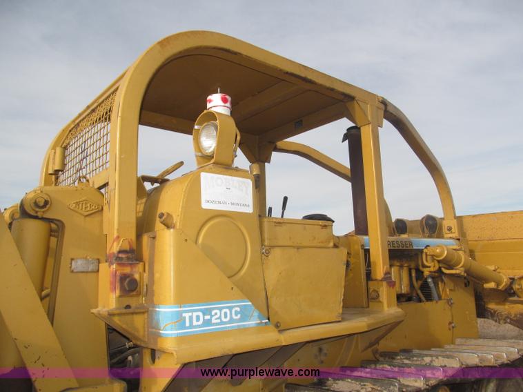 image for item B5294 1972 Dresser TD-20C dozer
