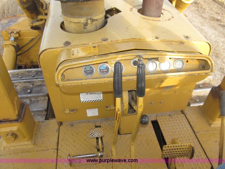 image for item B5294 1972 Dresser TD-20C dozer