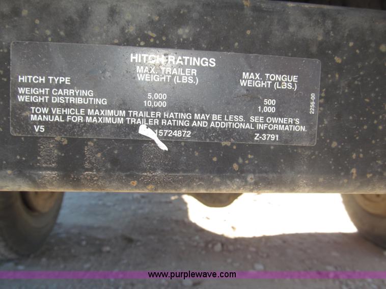 image for item B5295 2000 GMC Sierra Classic 3500 SLE extended cab pickup truck