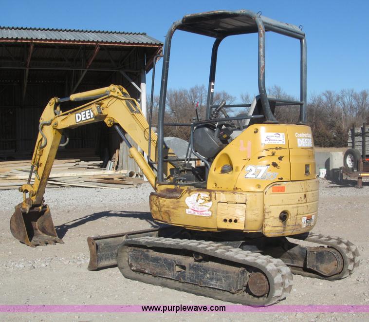 image for item B5296 2000 John Deere 27ZTS mini excavator