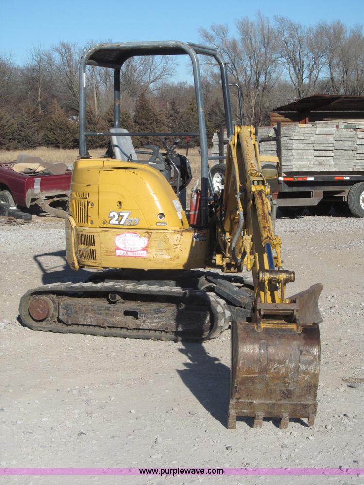 image for item B5296 2000 John Deere 27ZTS mini excavator