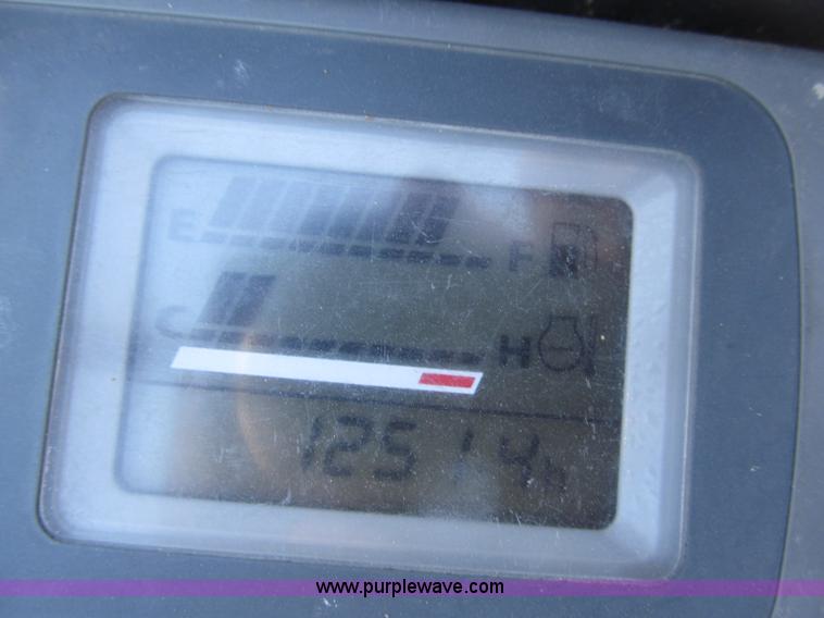 image for item B5296 2000 John Deere 27ZTS mini excavator